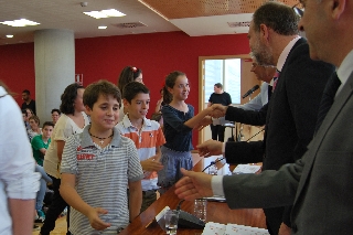 305 Jueces y Juezas de Paz Educativos de Murcia reciben su diploma (4)